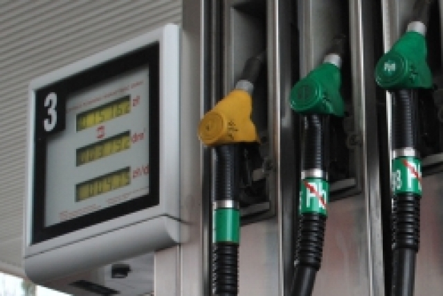 Sytuacja na rynku paliw – czy jest szansa na niższe ceny?