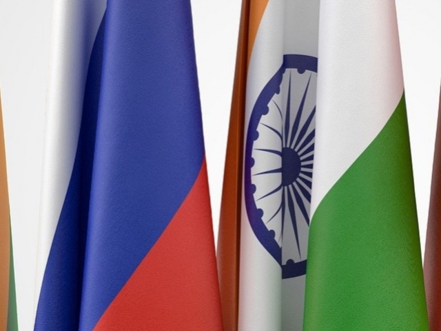 Indie chcą podwoić zakupy rosyjskiej ropy 