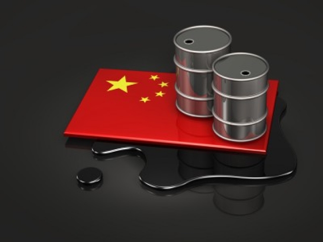 Rosja pozostaje liderem dostaw ropy do Chin