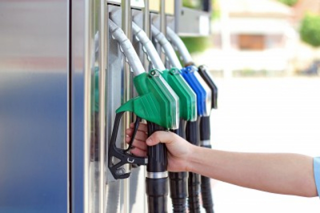 e-petrol.pl: olej napędowy coraz tańszy